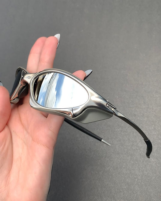 Penny Plasma Liquid Metal + Sideblinder Cinza