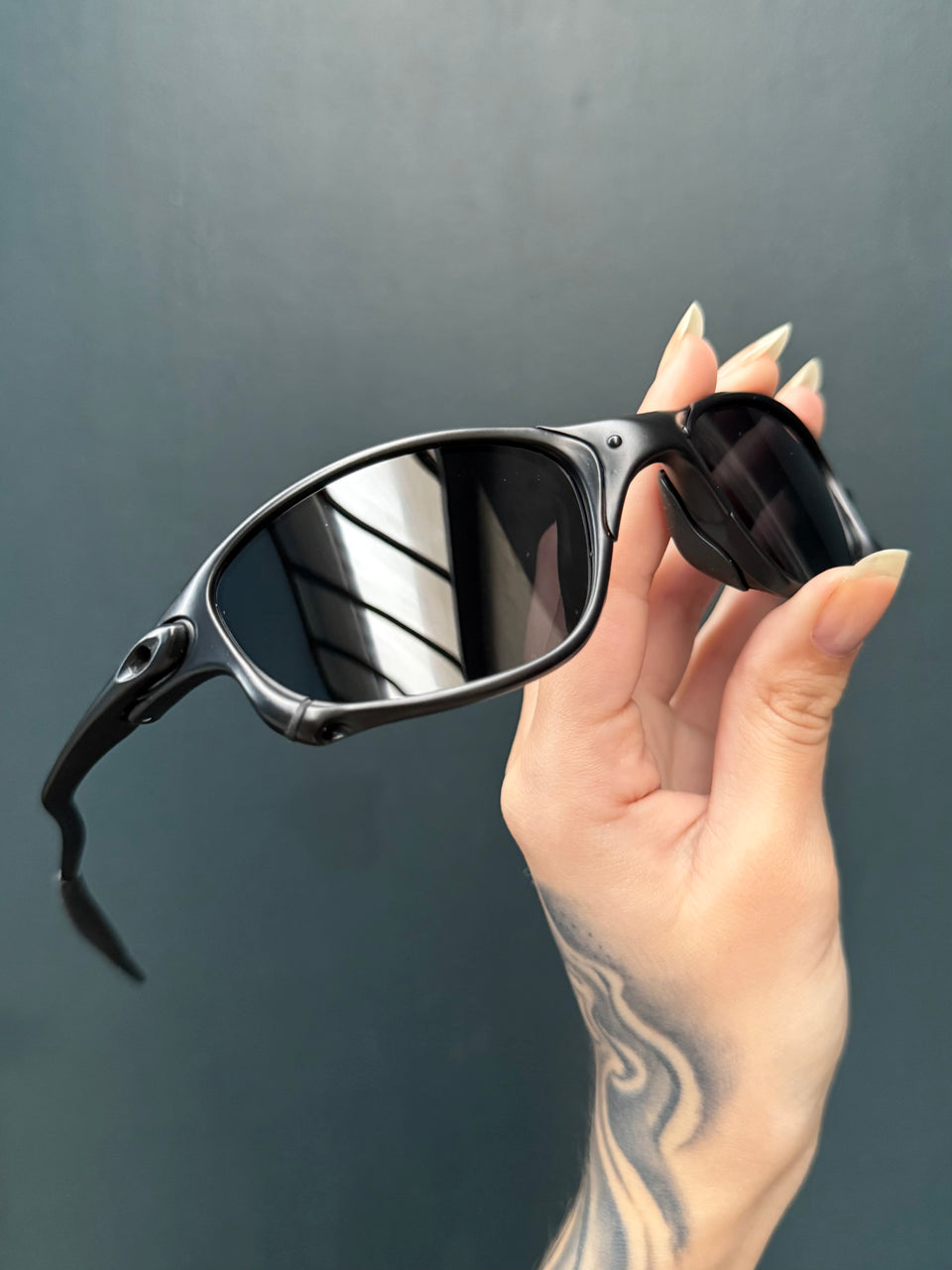 Double X Carbon Black Iridium