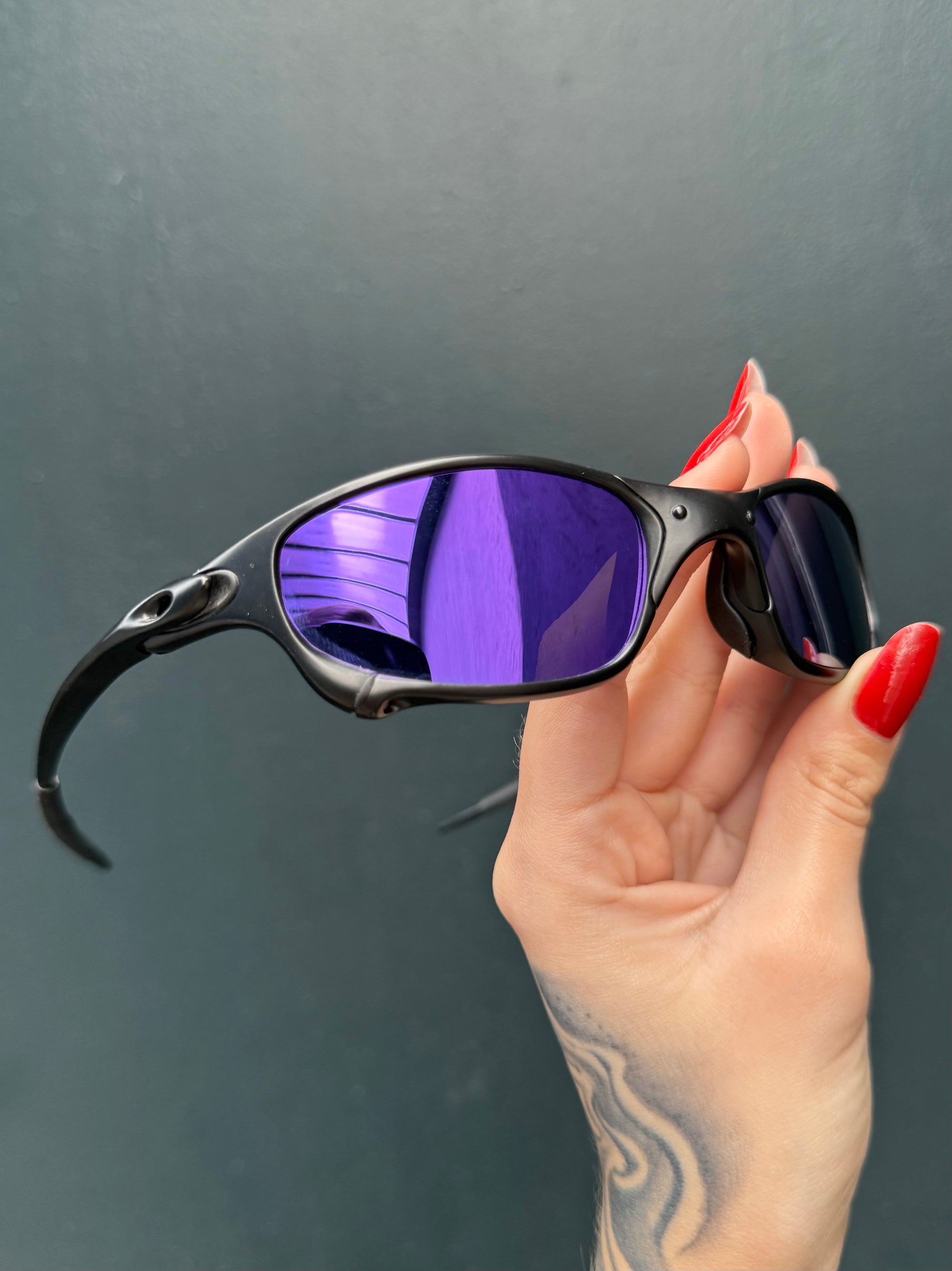 Juliet Carbon Violet