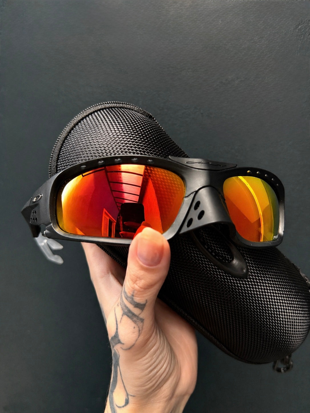 Plantaris SQ Matte Black