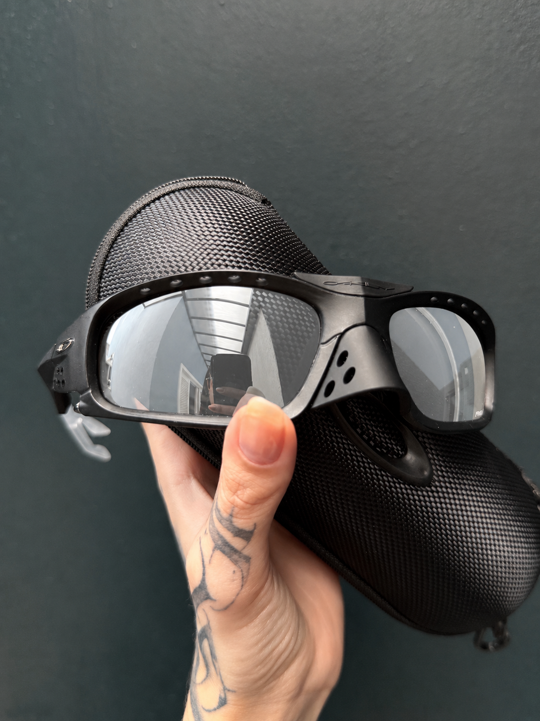 Plantaris SQ Matte Black