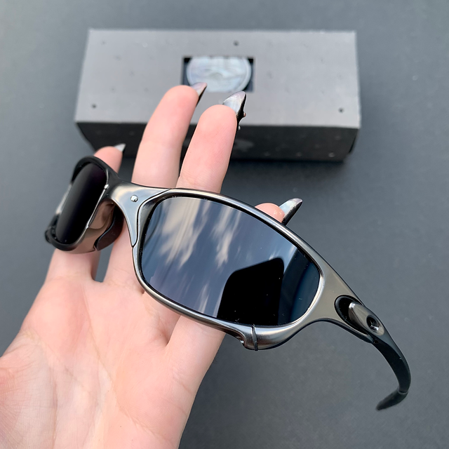 Juliet Polished Carbon Black Premium