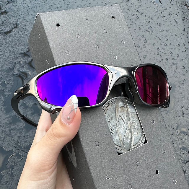 Juliet Polished Carbon Tanzanite Premium