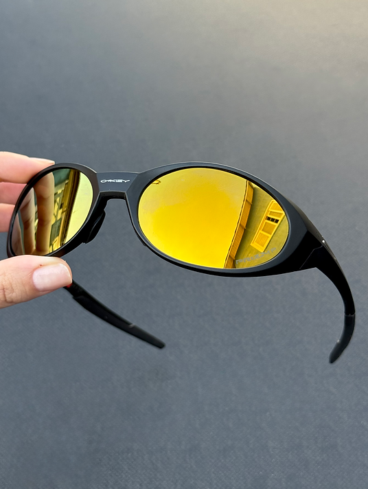 Eye Jacket Redux Black Gold