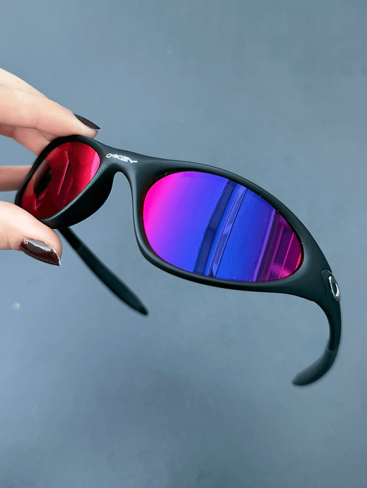 Minute Black Tanzanite