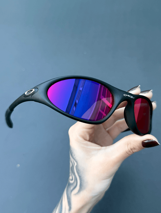 Minute Black Tanzanite