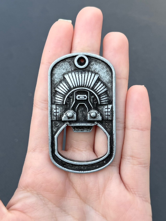 Pingente / Chaveiro – Abridor de Garrafa Metal