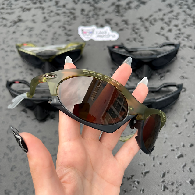 Plantaris Transparent Fern Tungsten Premium