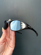 Minute Black Liquid Metal