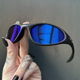 Minute Black Neon Blue
