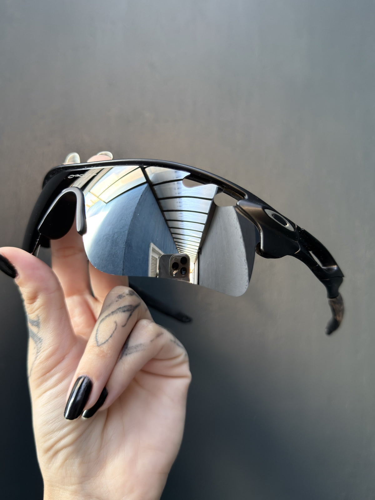 Radarlock Black Liquid Metal