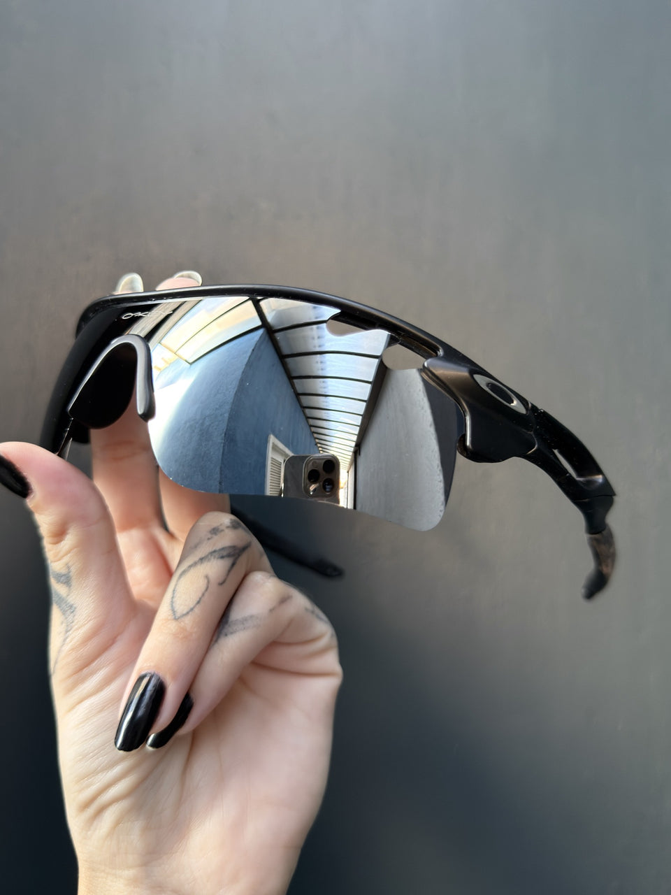Radarlock Black Liquid Metal