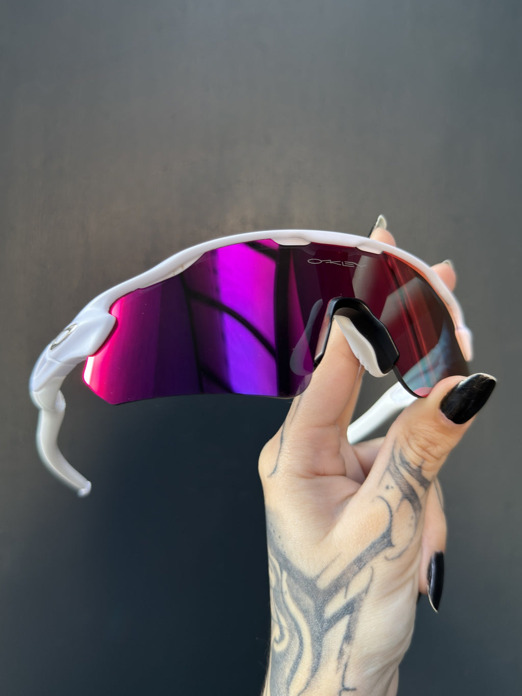 Radar Ev Path White Tanzanite