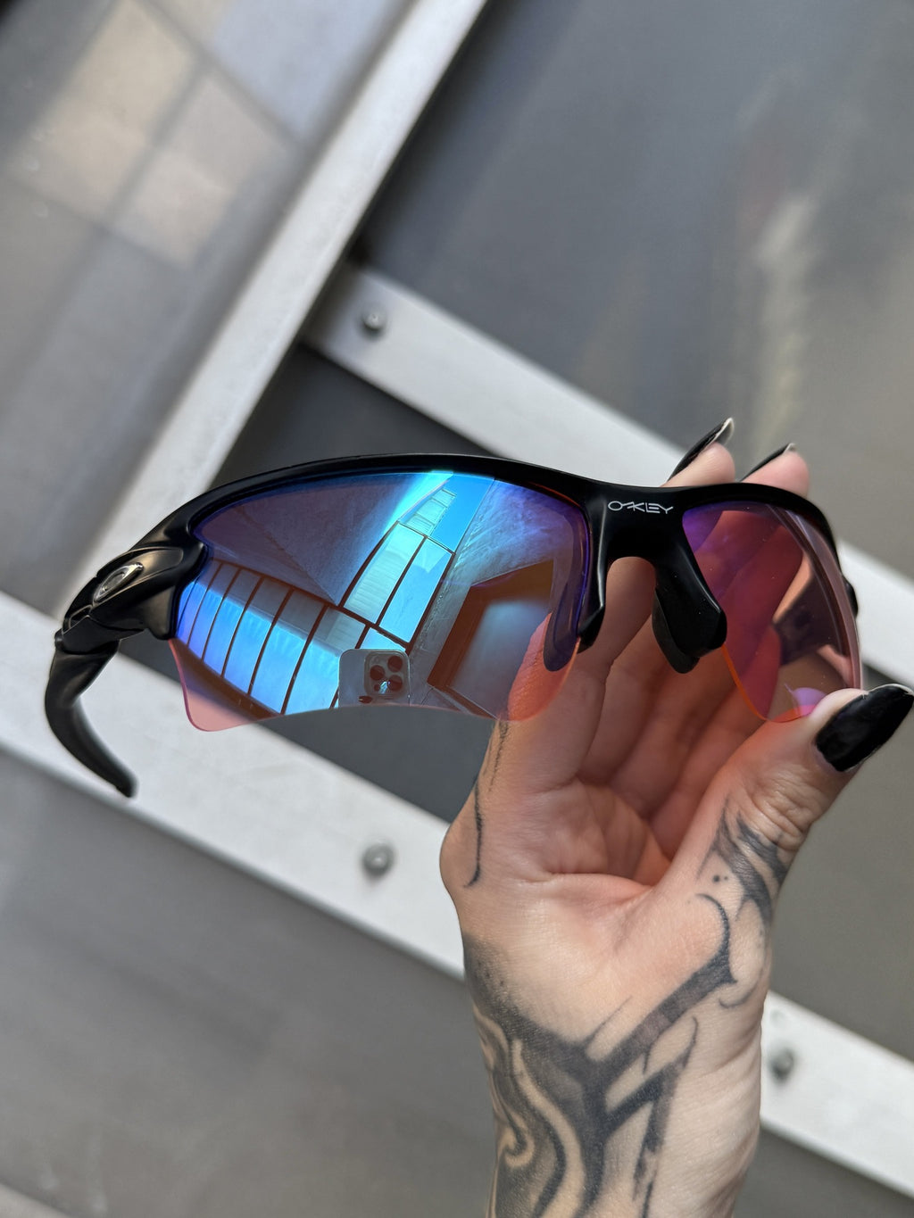 Flak 2.0 Black Prizm