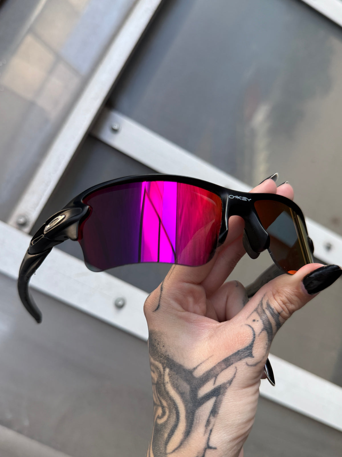 Flak 2.0 Black Tanzanite