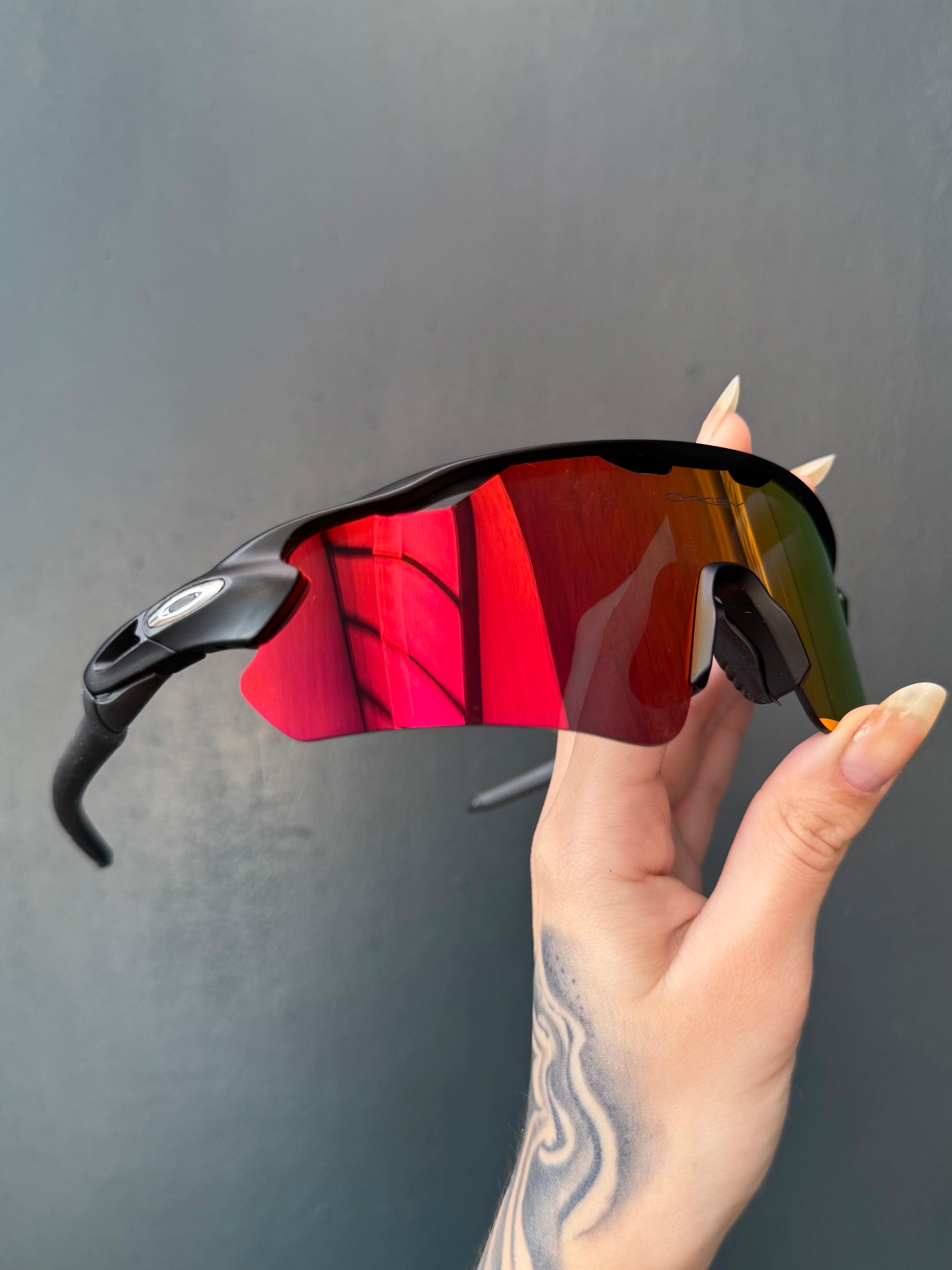 Radar Ev Path Black Rubi