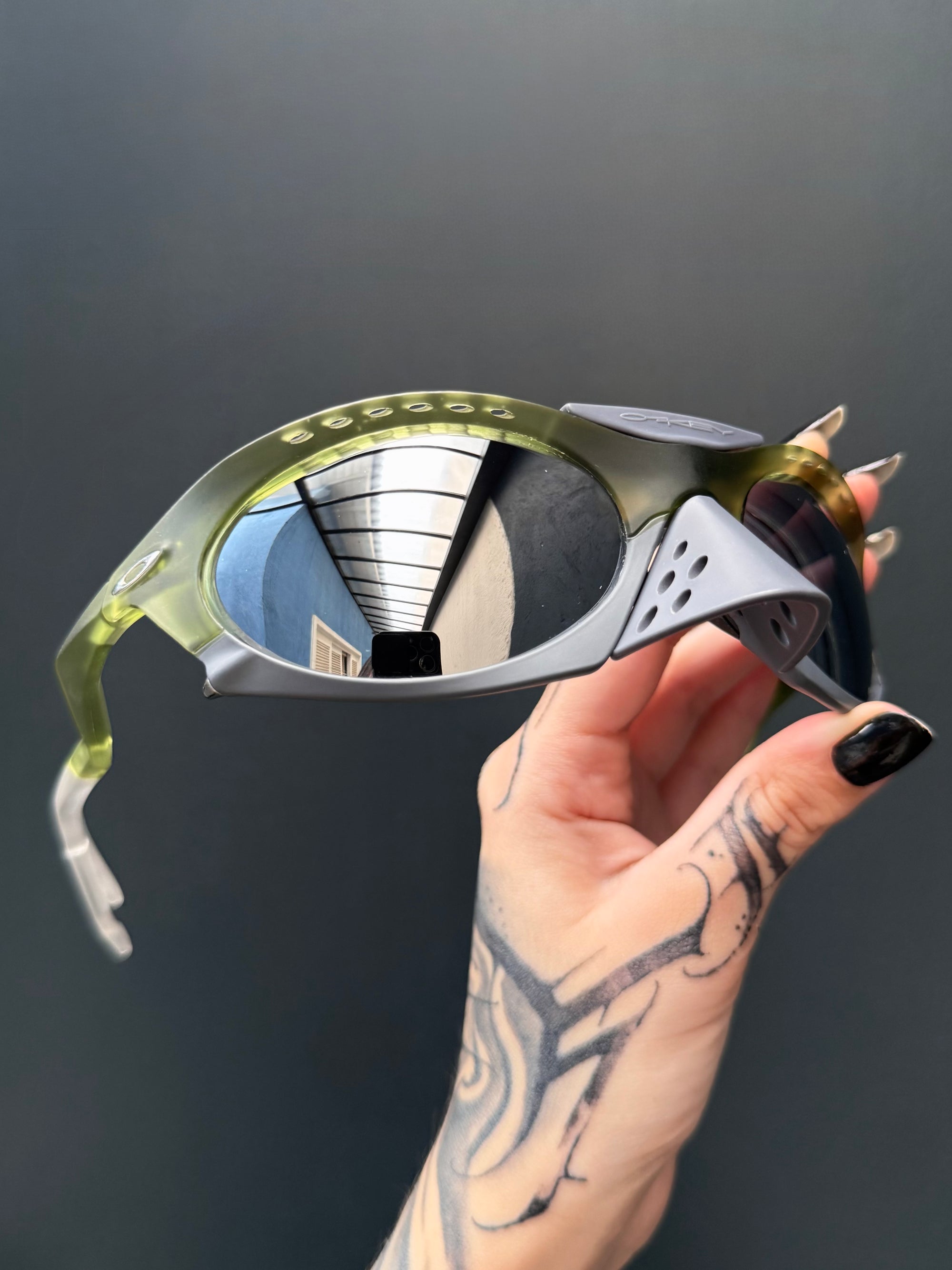 Plantaris Transparent Fern Liquid Metal