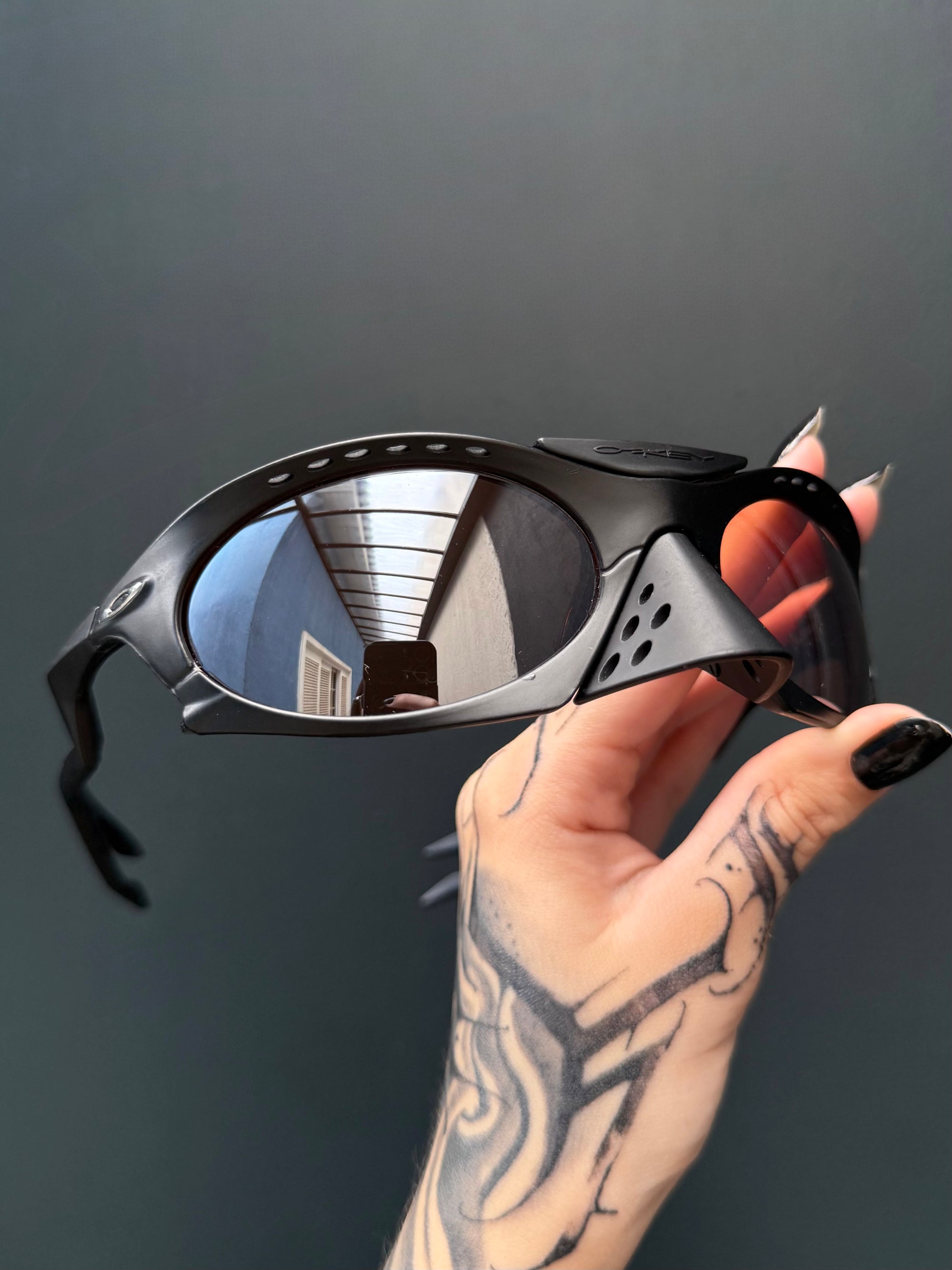 Plantaris Prizm Snow Sapphire