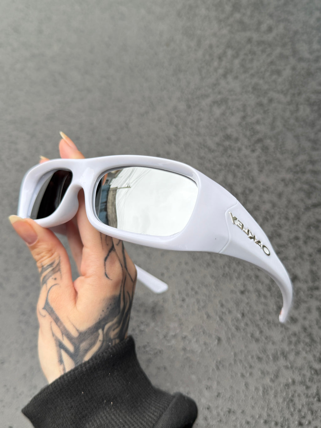 Permian Pearlized White Liquid Metal