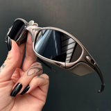 Juliet Polished Carbon Black Premium + Sideblinder