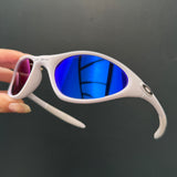 Minute White Neon Blue