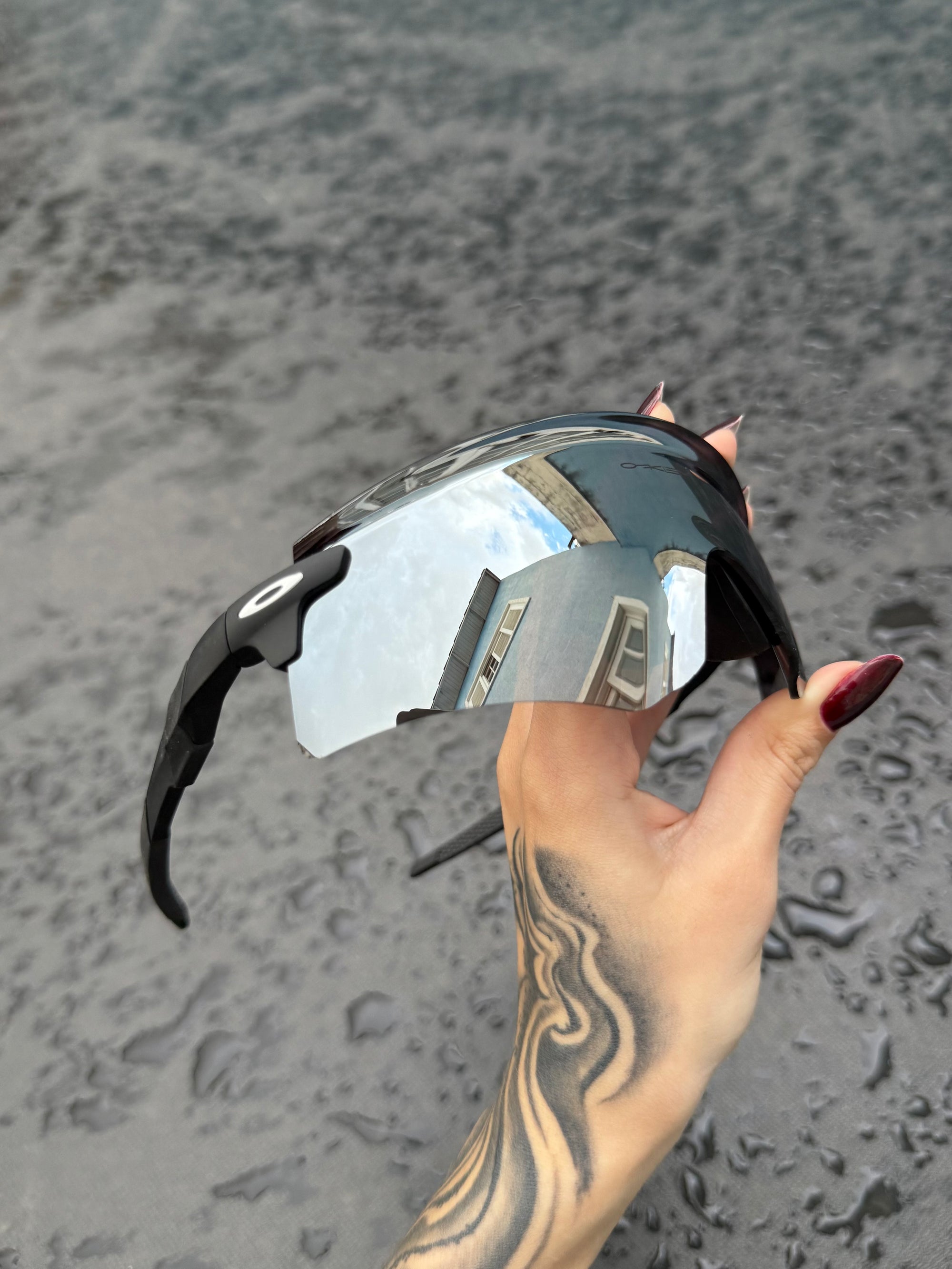 Encoder Black Liquid Metal